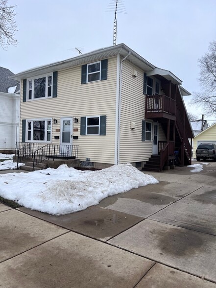 Building Photo - 119 N Washington St