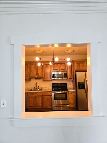 Building Photo - 2472 Overlook Rd