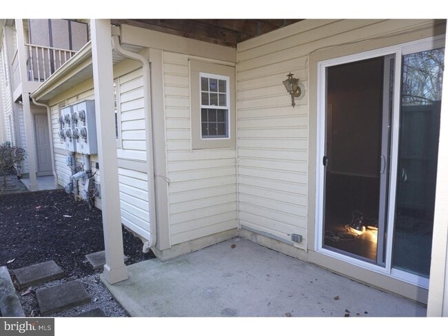 Building Photo - 509 Steeplechase Ct