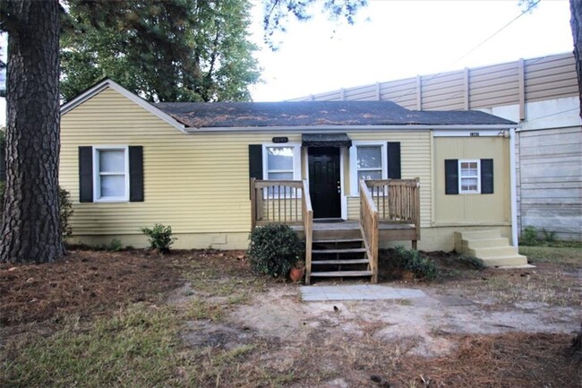 Primary Photo - Banberry-Marietta Two Bedroom House