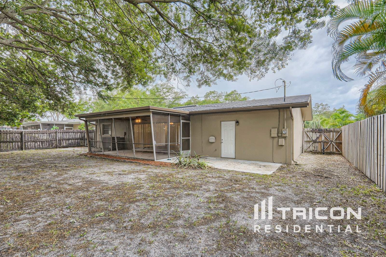 Building Photo - 2027 Dunston Cove Rd