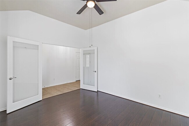 Building Photo - 23307 W Pine Ivy Ln