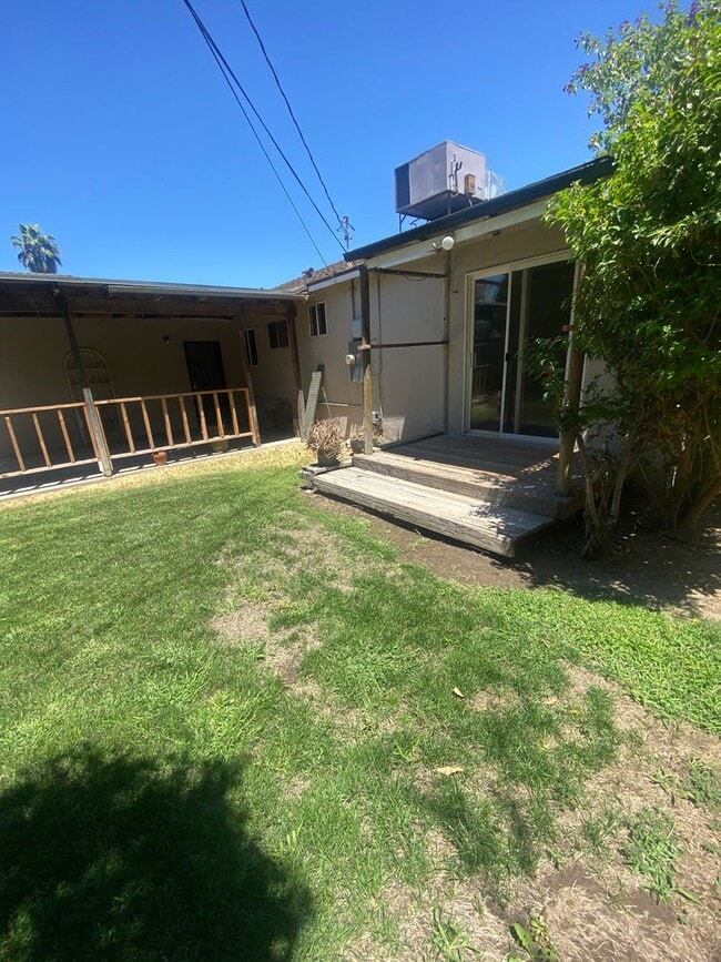 Building Photo - Atwater Central location near Shopping and...