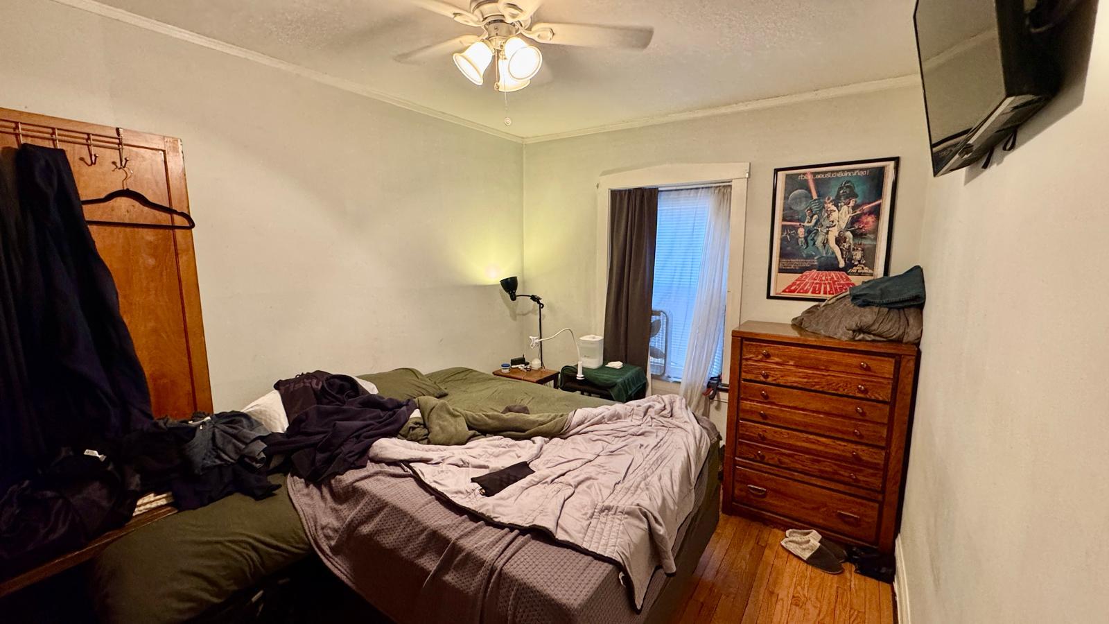 Building Photo - 4205 N Linder Ave