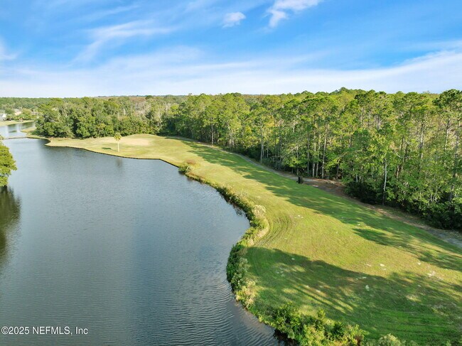 Building Photo - 526 Oakmont Dr