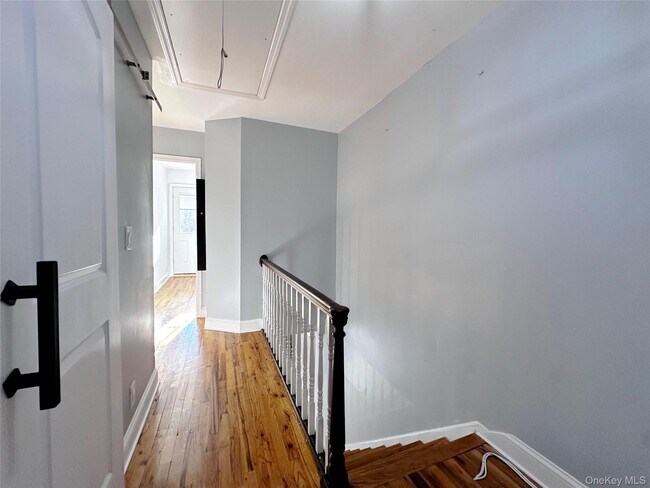 Building Photo - 132 Texas Ave