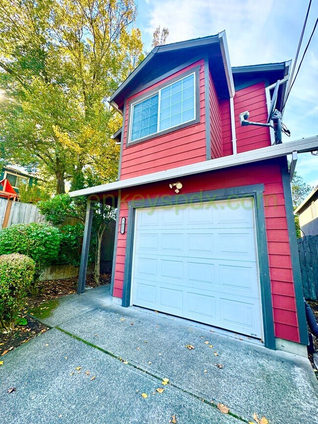 Building Photo - 3-Bedroom, 2-Bathroom Row House Near Alberta Arts District