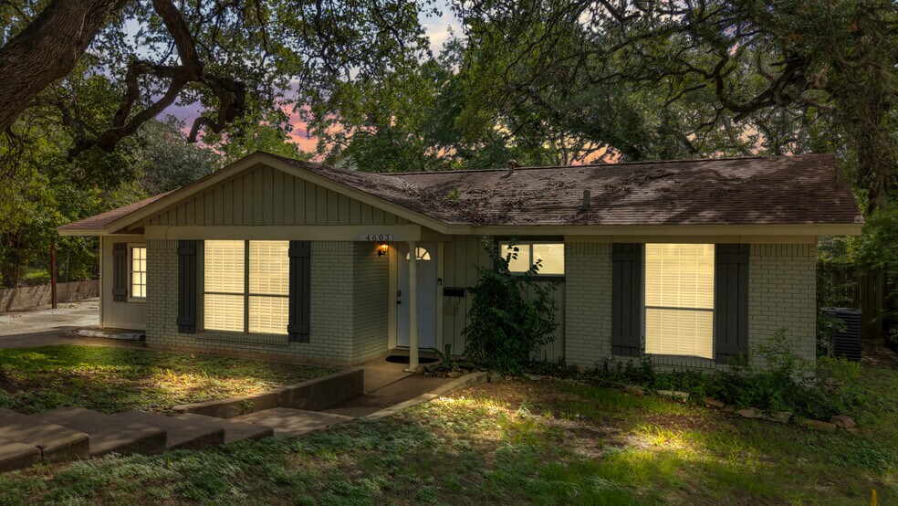 Building Photo - 4603 Lennox Dr