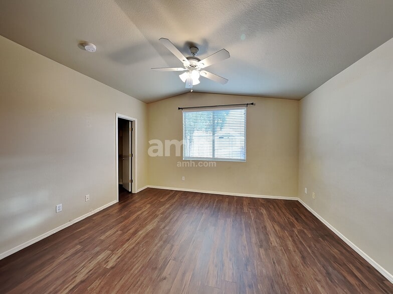 Building Photo - 8271 S Via del Forjador