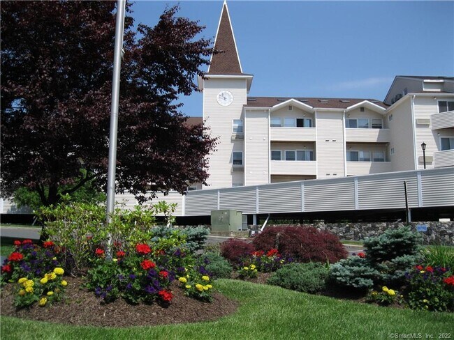 Building Photo - 163 South St