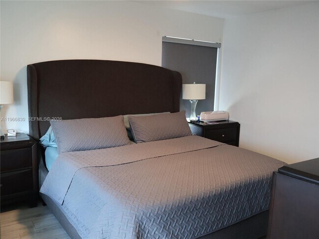 Building Photo - 5505 SW 9th St