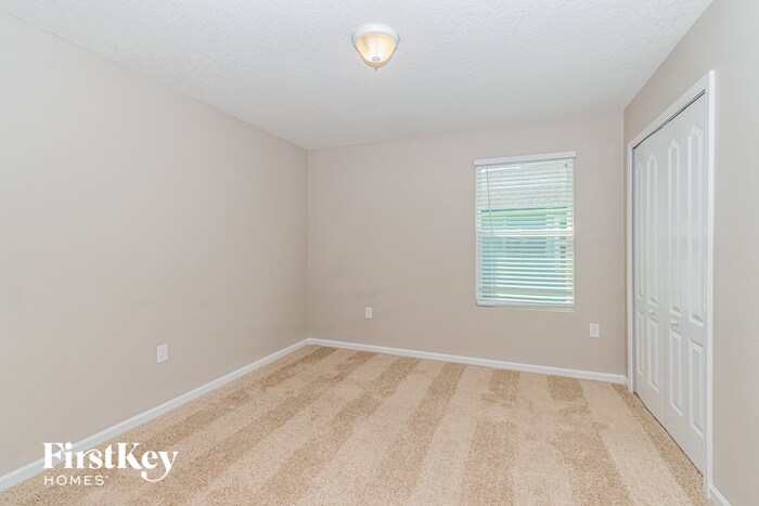 Building Photo - 11497 Red Koi Dr