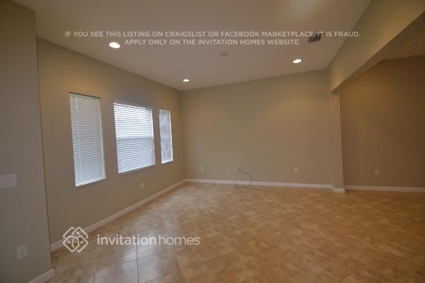 Building Photo - 6064 NW 118th Dr