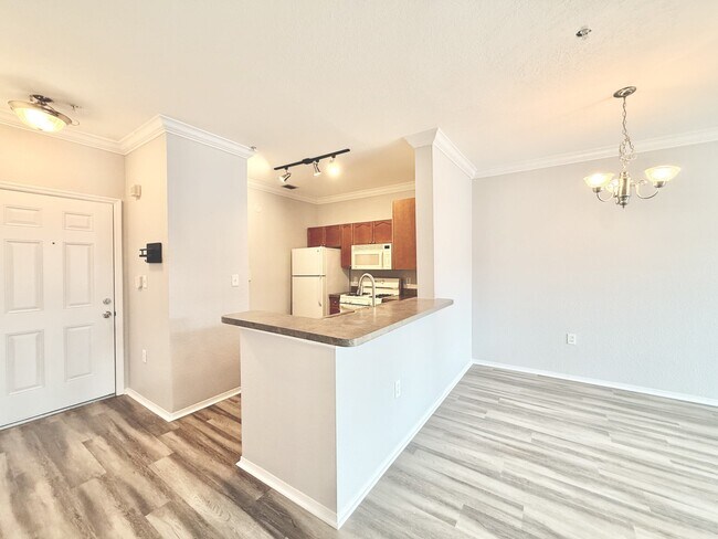 Building Photo - 2725 Via Cipriani