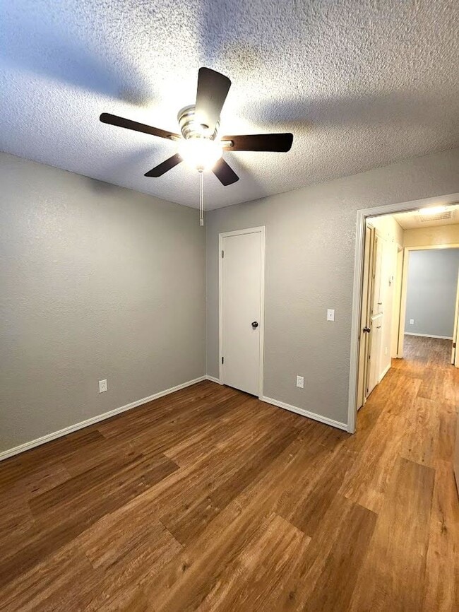 Building Photo - 3 Bed 2 Bath Home-Choctaw Trails Sec I Addition