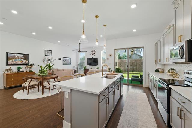 Building Photo - 1078 Maverick Dr