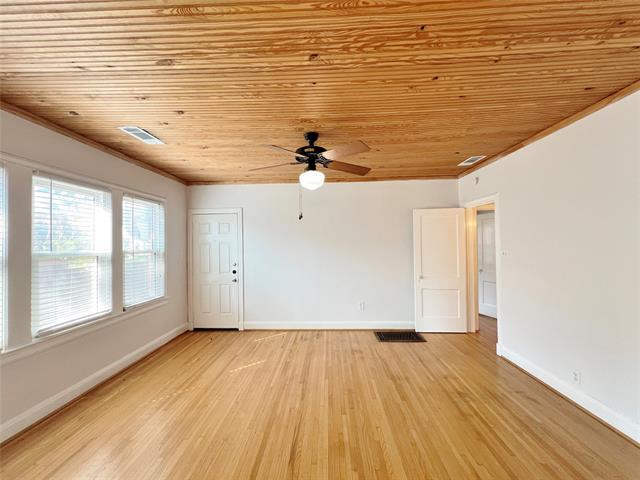Building Photo - 5314 Stoneleigh Ave