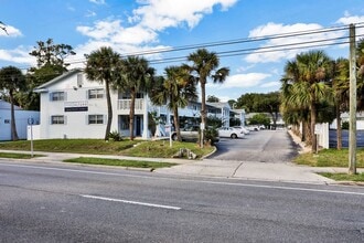 Building Photo - 1140 S Ridgewood Ave