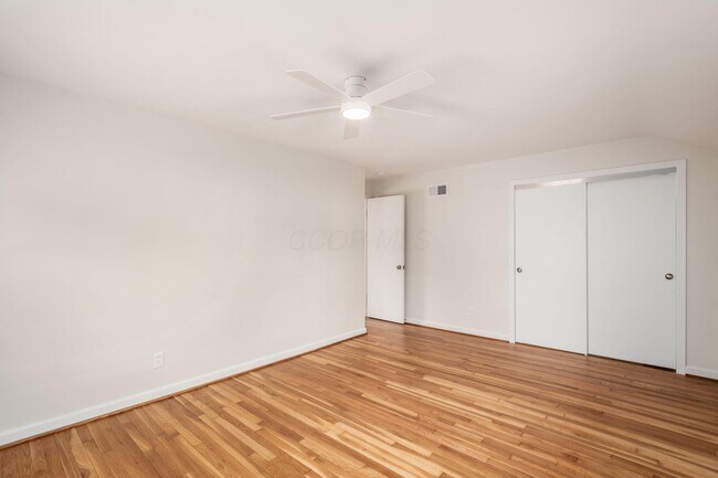 Building Photo - 2559 Welsford Rd
