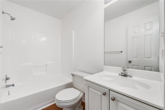 Building Photo - 535 Durham Ridge Dr NW