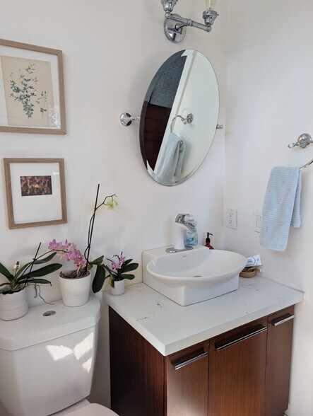 Bathroom 2 - 412 Steele Ln