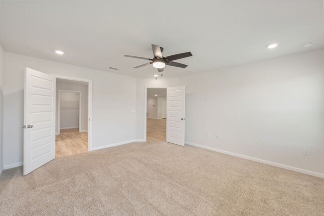 Building Photo - AVAILABLE NOW | BEAUTIFUL 5 BEDROOM, 3 BATH HOME IN MILTON WITH LARGE BACK YARD