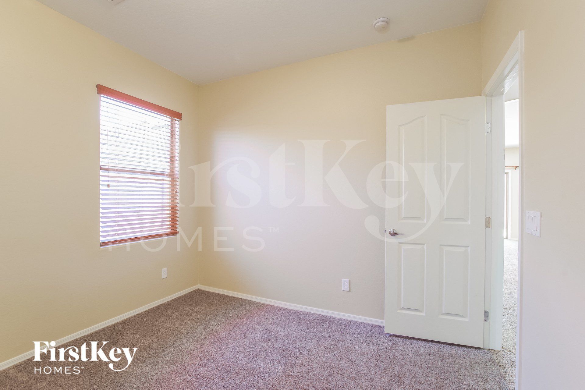 Building Photo - 8939 W St John Rd