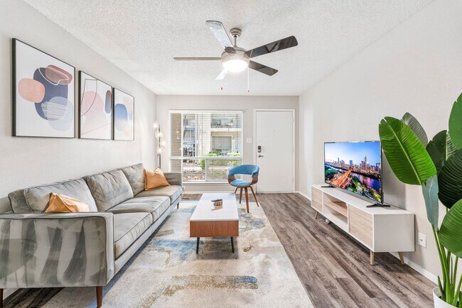 Building Photo - 3501 S 1st St