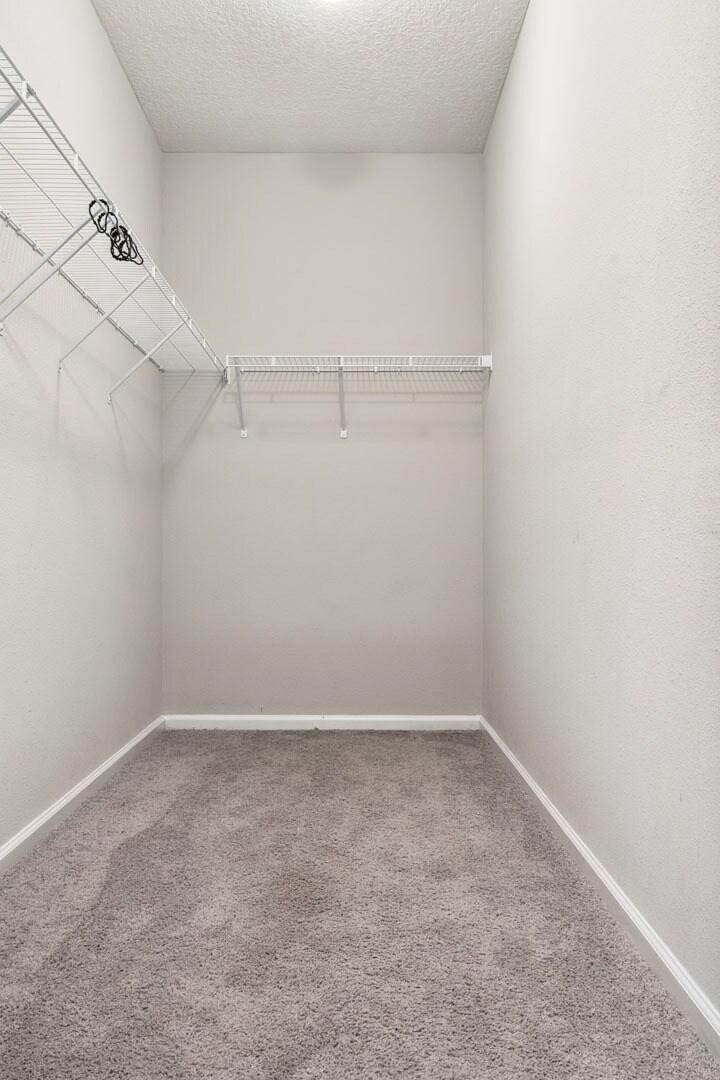 Building Photo - 2893 Farmall Dr