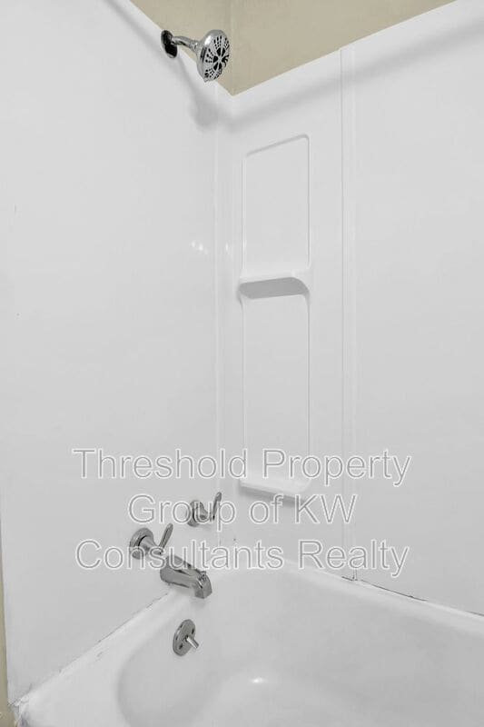 Building Photo - 1794 Genessee Ave