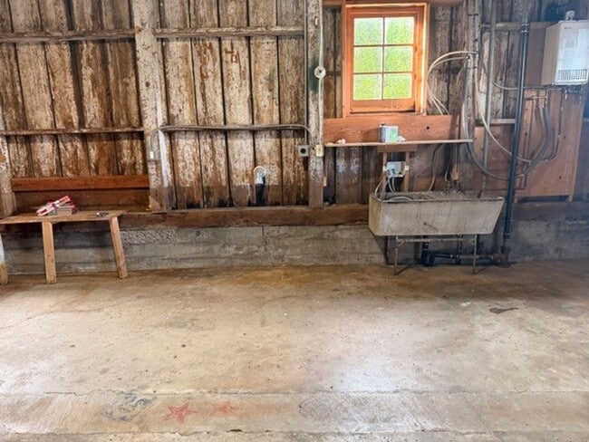 Building Photo - 3356/3372/3376 Franklin Ave.