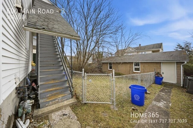 Building Photo - 600 Main Rd