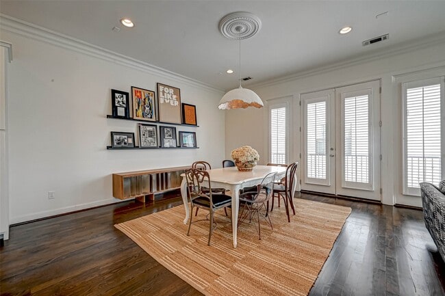 Building Photo - 2516 Bevis St