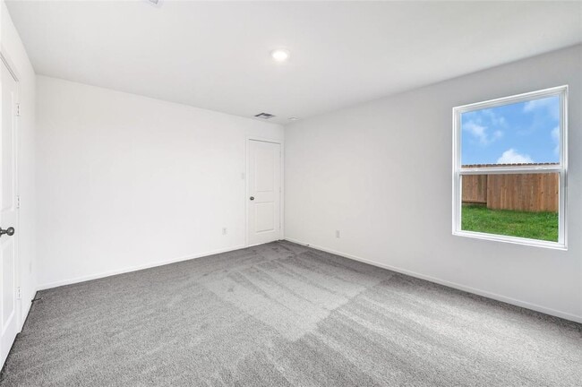 Building Photo - 12918 Shells Ln