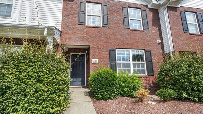 Primary Photo - 3130 George Buchanan