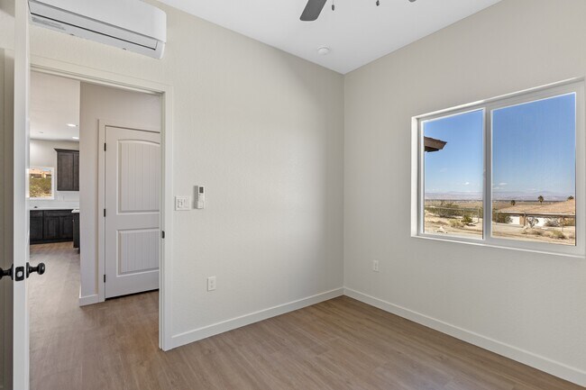 Building Photo - 10654 Wilson Rd