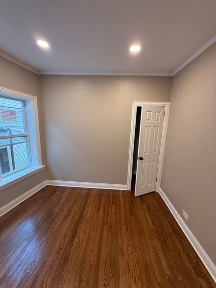 Bedroom 2 - 1629 W Granville Ave
