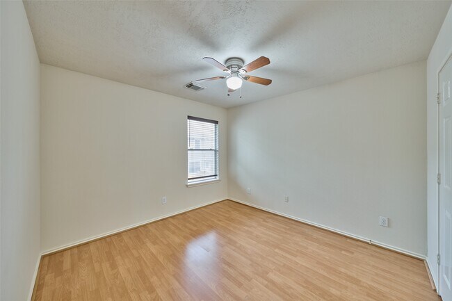 Building Photo - 298 Sentry Maple Pl