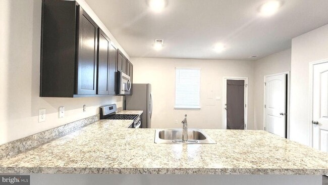 Building Photo - 517 Ridgely Blvd