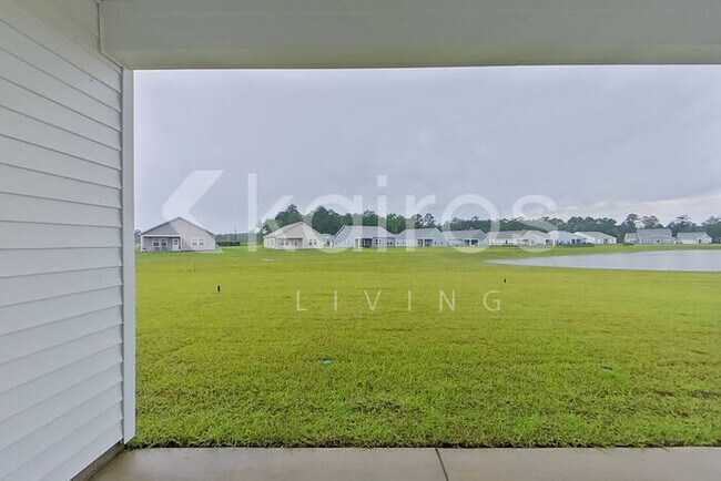 Building Photo - 631 Castillo Dr