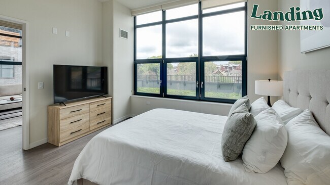 Building Photo - 2480-2522 N Milwaukee Ave