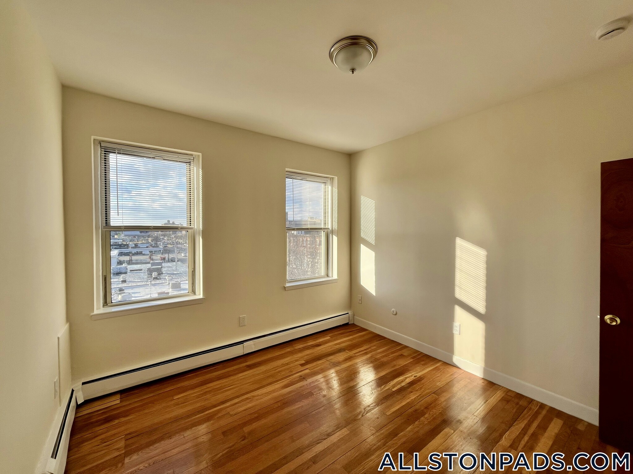 Building Photo - 64 Brighton Ave