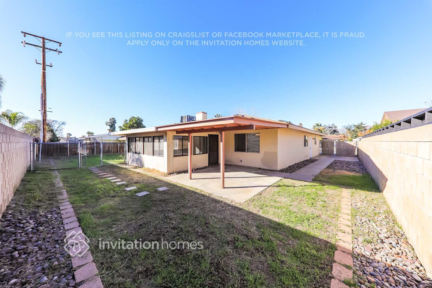 Building Photo - 41797 Royal Palm Dr