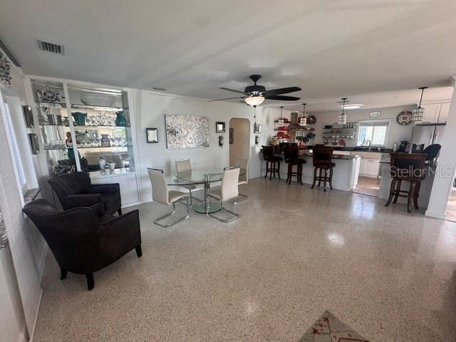 Building Photo - 3111 W Maritana Dr