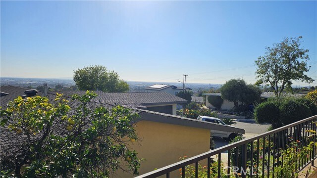 Building Photo - 824 N 16th St