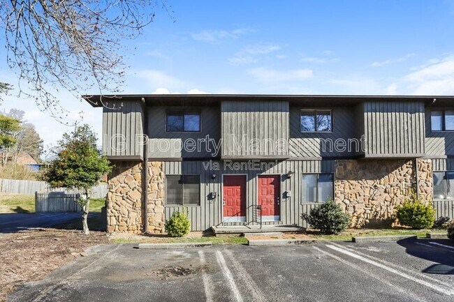 Building Photo - 537 Scott County Rd