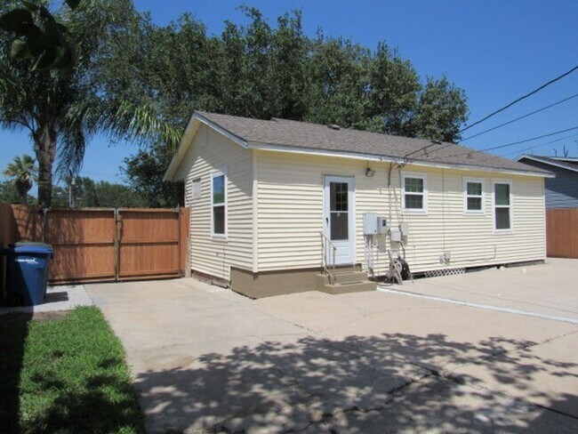 Building Photo - 2 br, 1 bath House - 2929 Brawner Parkway