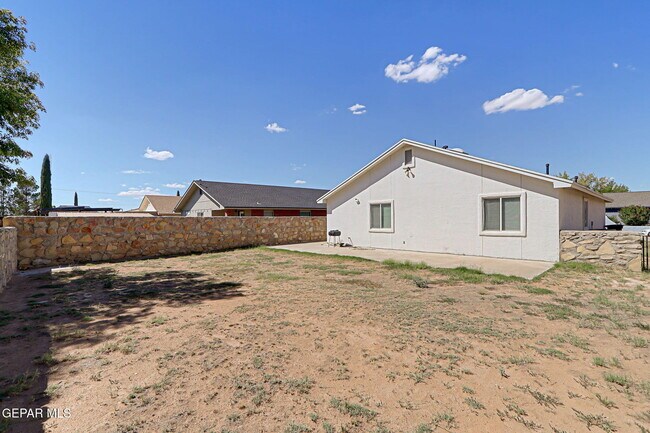 Building Photo - 14208 Desert Fire Ct