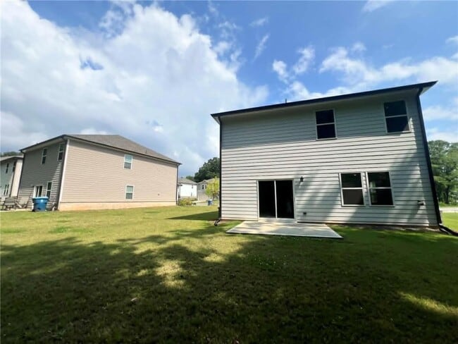Building Photo - 705 Evergreen Rd