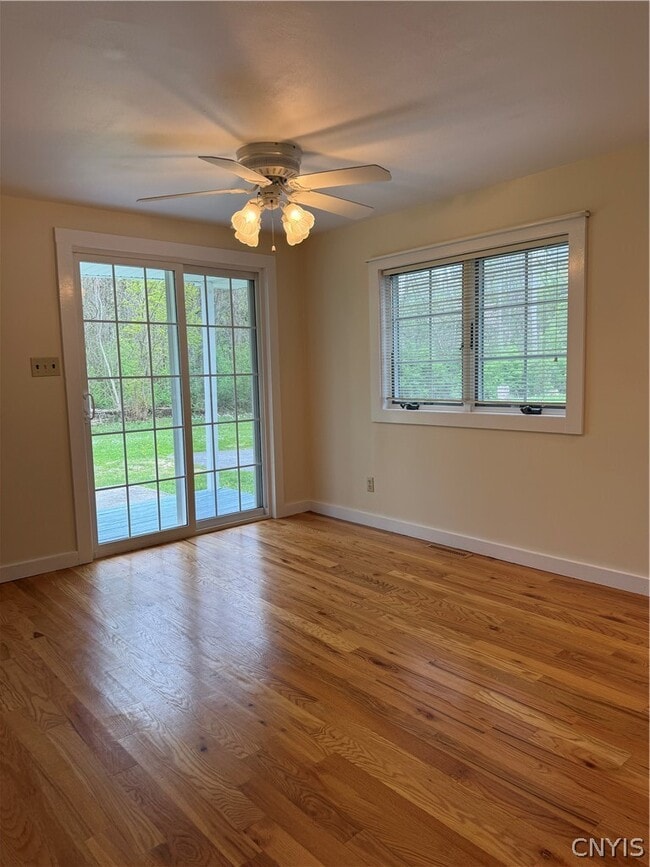 Building Photo - 3166B Seneca Turnpike